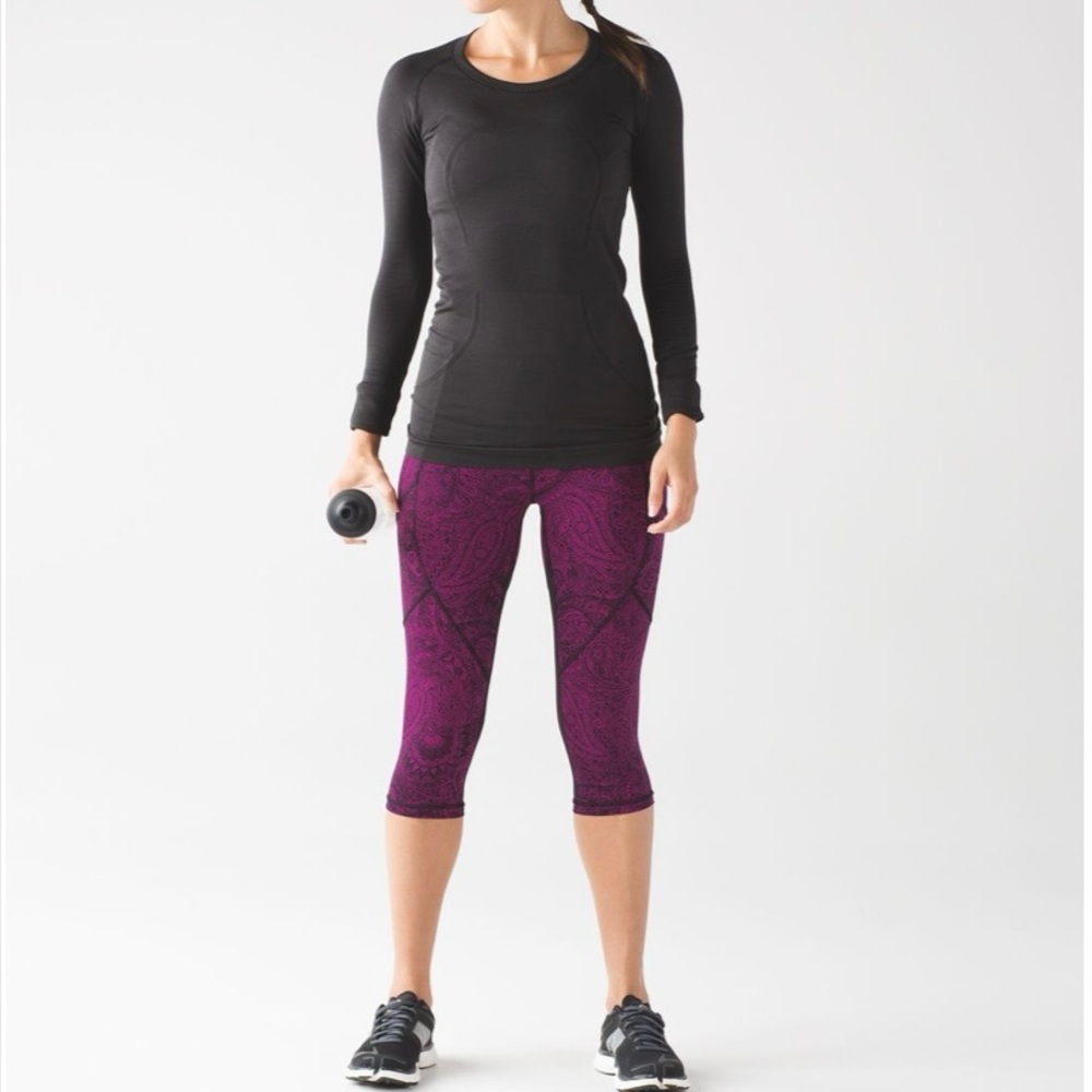 LULULEMON Outrun 17" Crop Leggings in Antique Paisley Size 4